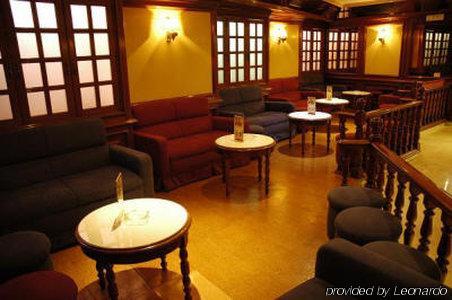 Hotel Serantes Эль-Грове Экстерьер фото