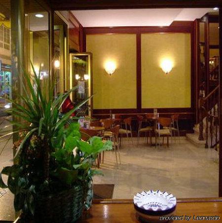 Hotel Serantes Эль-Грове Экстерьер фото