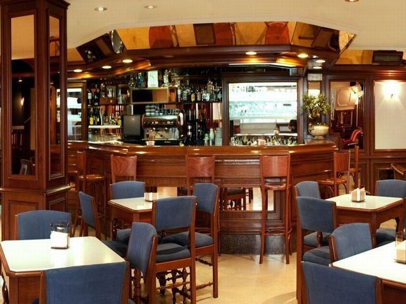 Hotel Serantes Эль-Грове Экстерьер фото